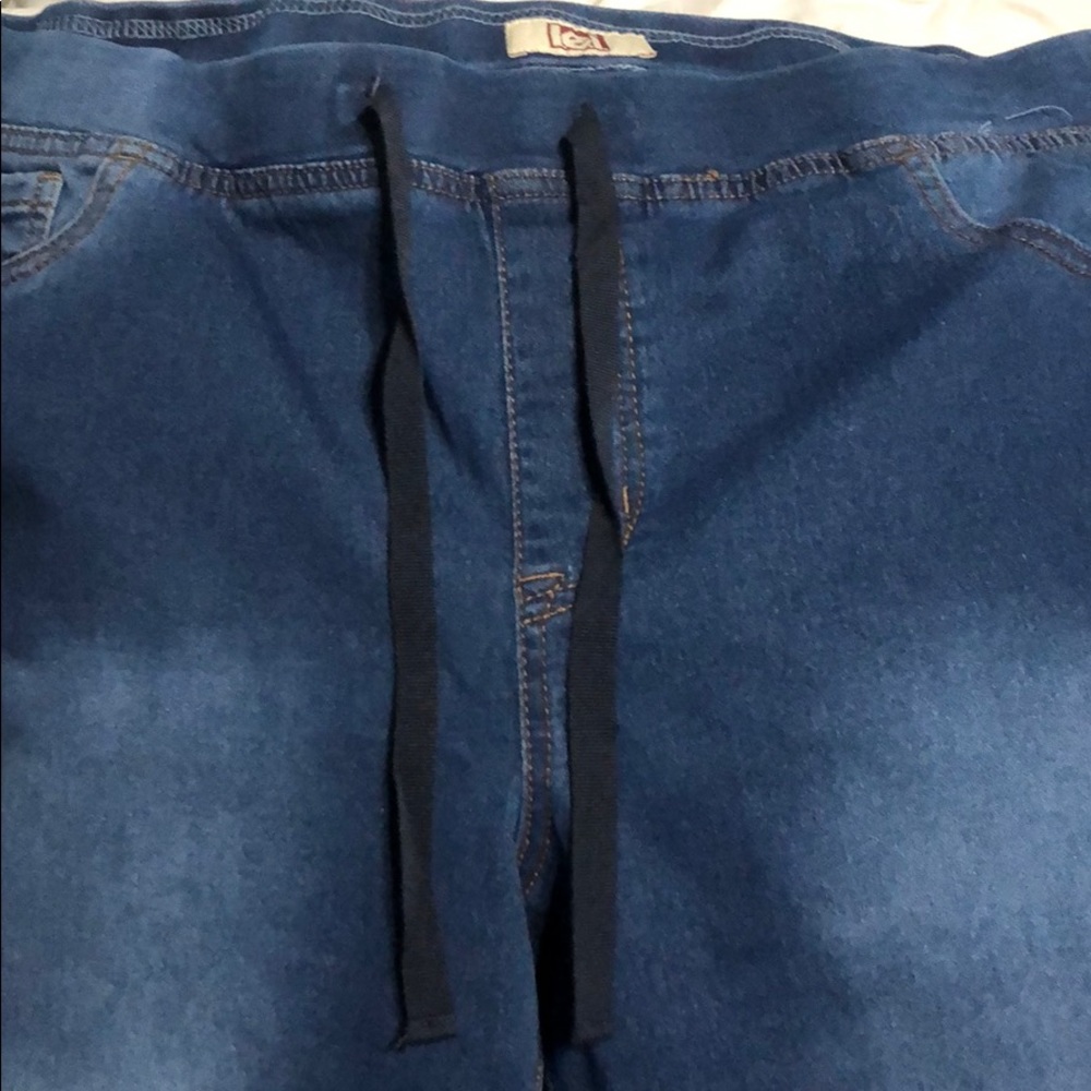 l.e.i jeans - Picture 2 of 6